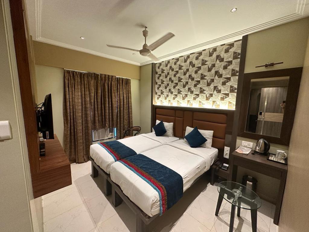 Srikrishna Paradise Hotel Thane Navi Mumbai Exterior foto